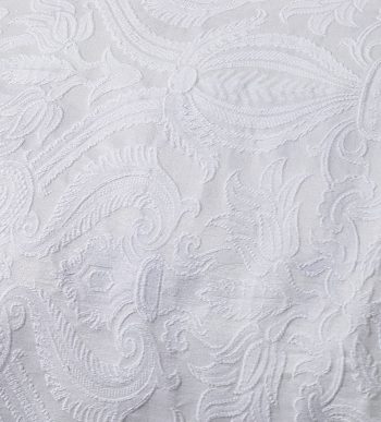 Natalia White Bed Runner - Image 2